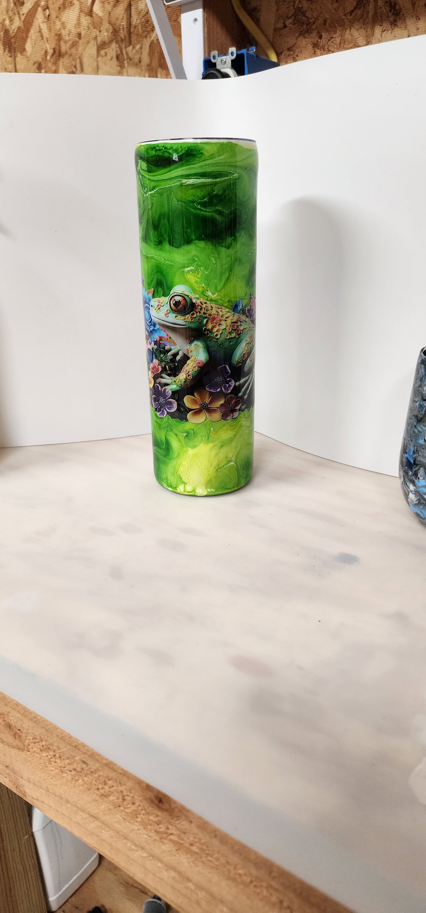 30z Frog and Flowers Stainless Steel insulated Tumbler