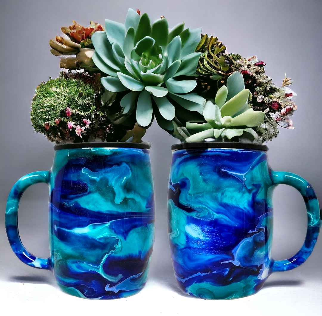 One-of-a-kind 14oz stainless steel mug features a mesmerizing ocean inspiration